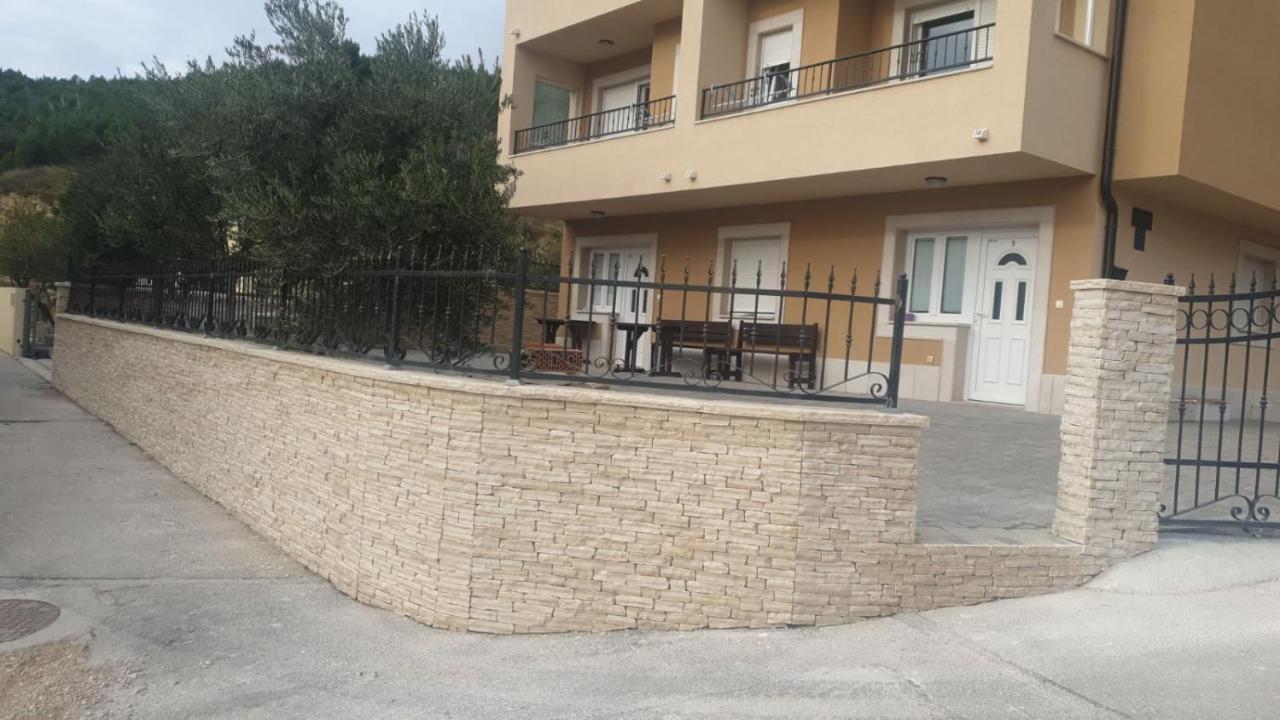 Andela 3 Appartement Makarska Buitenkant foto